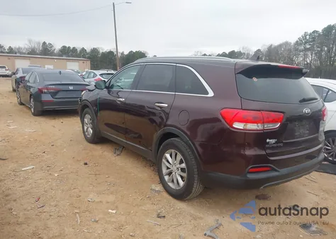 2016 Kia Sorento 2.4L Lx z USA, uszkodzony, nr VIN 5XYPG4A35GG012675